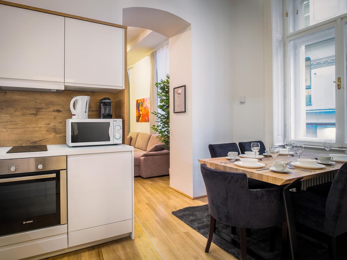 Sky9 Apartments City Center Vienna Luaran gambar