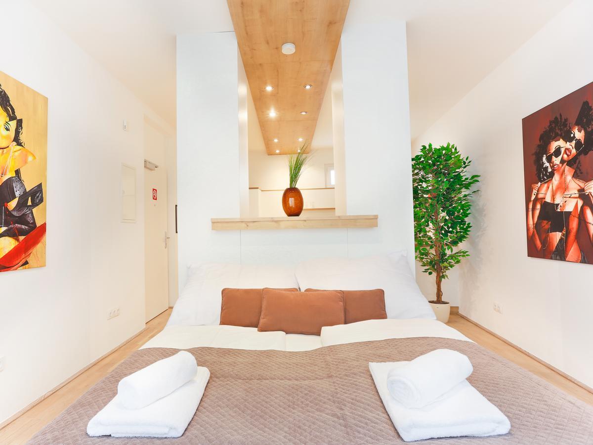 Sky9 Apartments City Center Vienna Luaran gambar