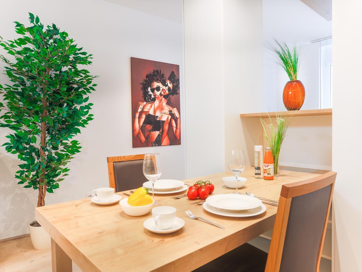 Sky9 Apartments City Center Vienna Luaran gambar